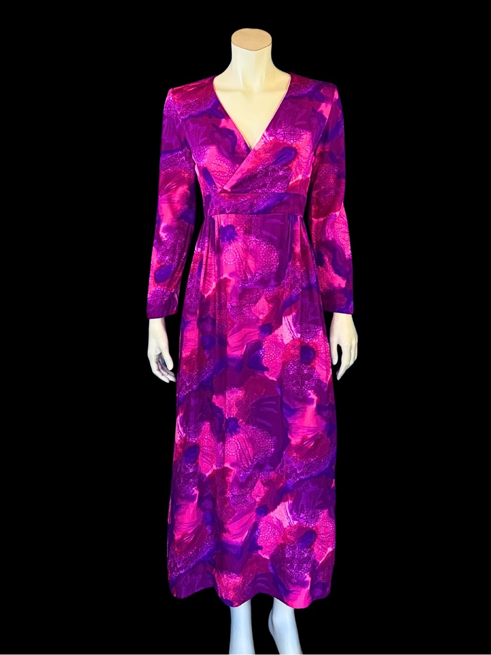 1970s Psychedelic Hawaiian Vibrant Pink & Purple Print Maxi Dress | XS